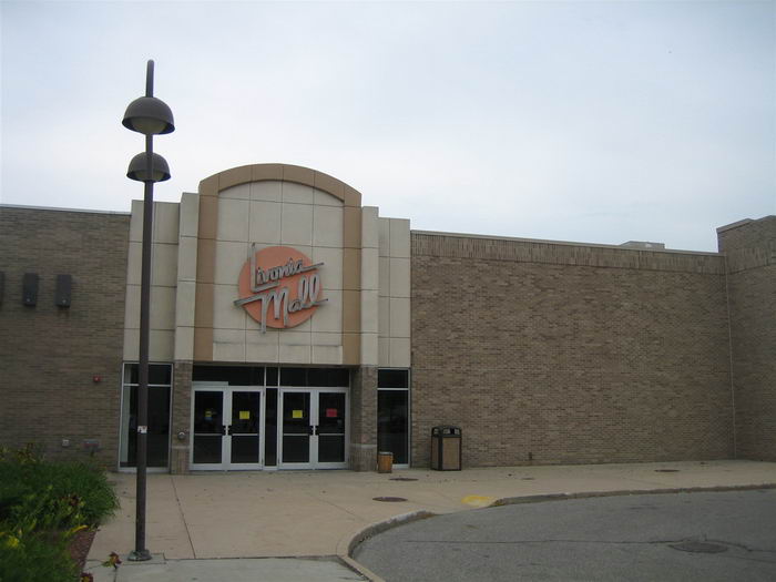 Livonia Mall (Livonia Marketplace) - From Labelscar